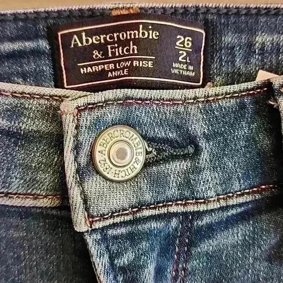 Abercrombie and Fitch Skinny Denim Jean - Picture 3 of 11